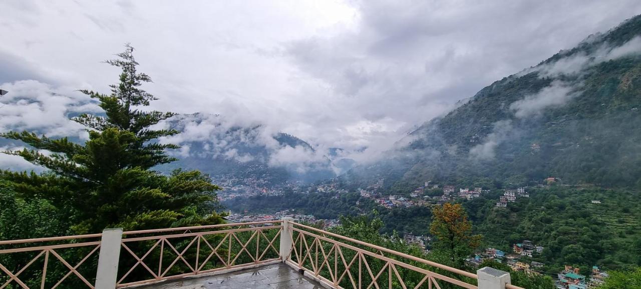 Aashirwad Homestay Kullu Ngoại thất bức ảnh