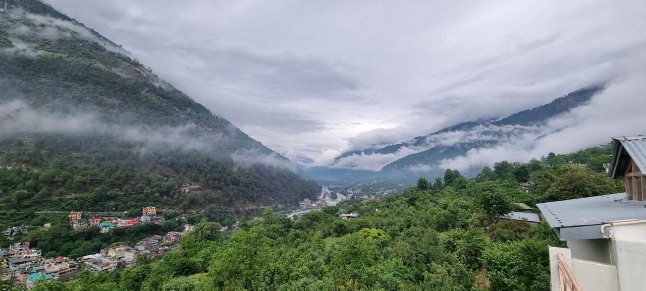 Aashirwad Homestay Kullu Ngoại thất bức ảnh