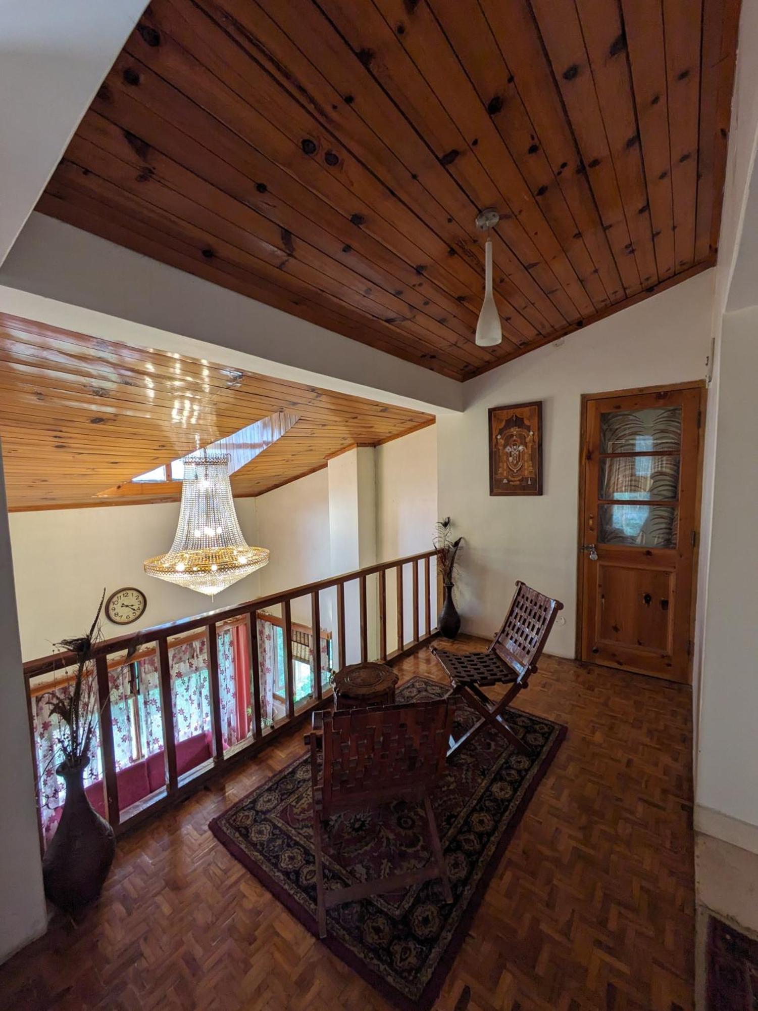 Aashirwad Homestay Kullu Ngoại thất bức ảnh